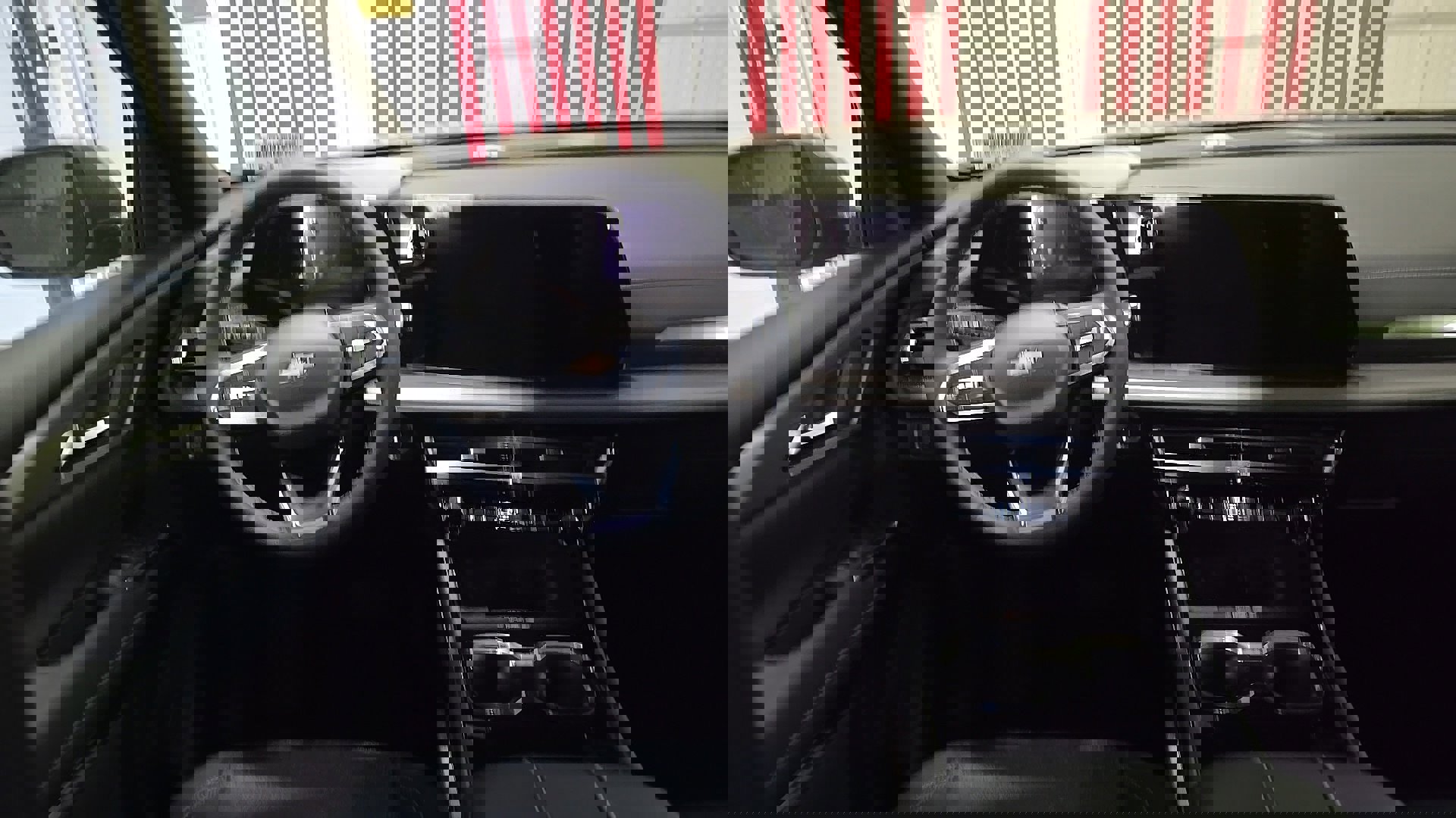 New 2026 Chevrolet Traverse LT image 18