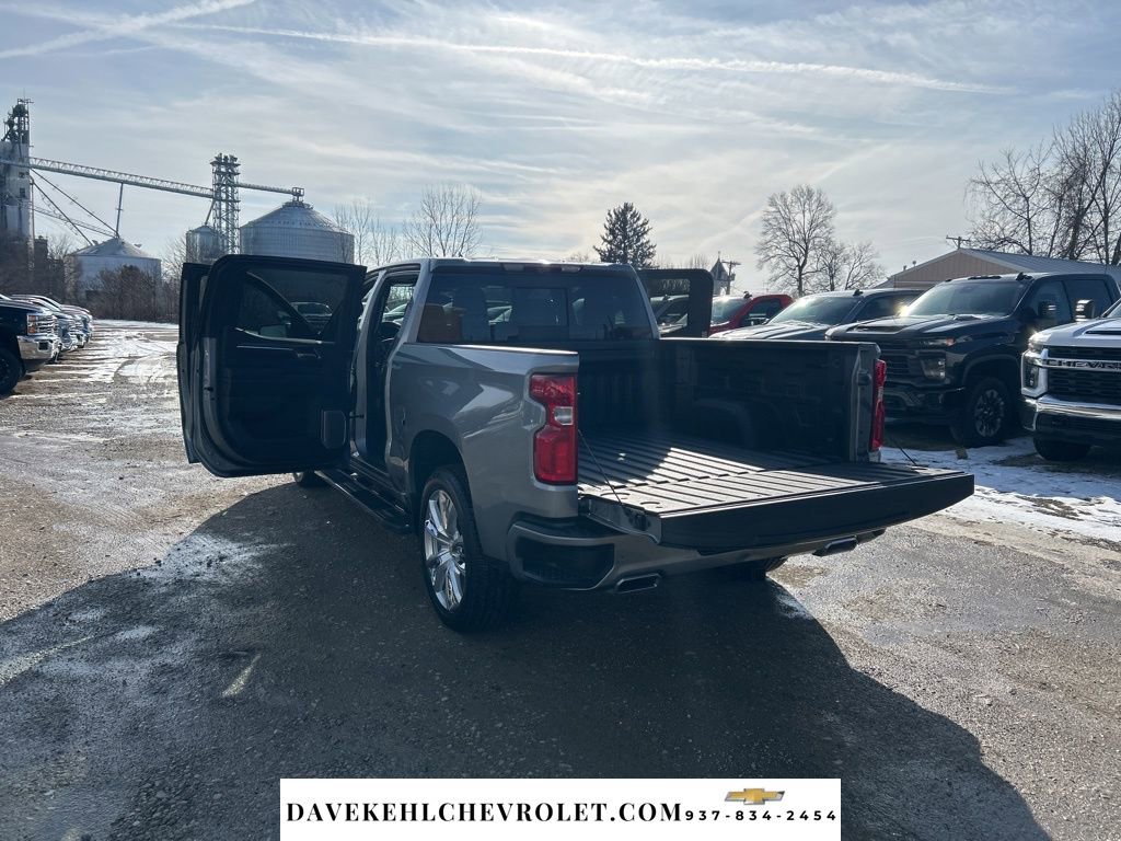 Used 2023 Chevrolet Silverado 1500 High Country w/ Technology Package image 31