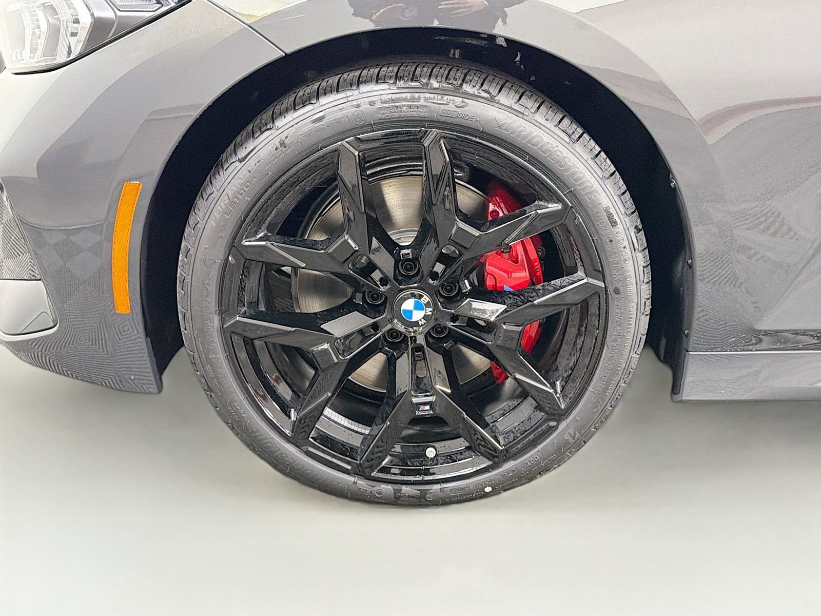 New 2026 BMW 330i xDrive Sedan w/ M Sport Package AWD/4WD image 32
