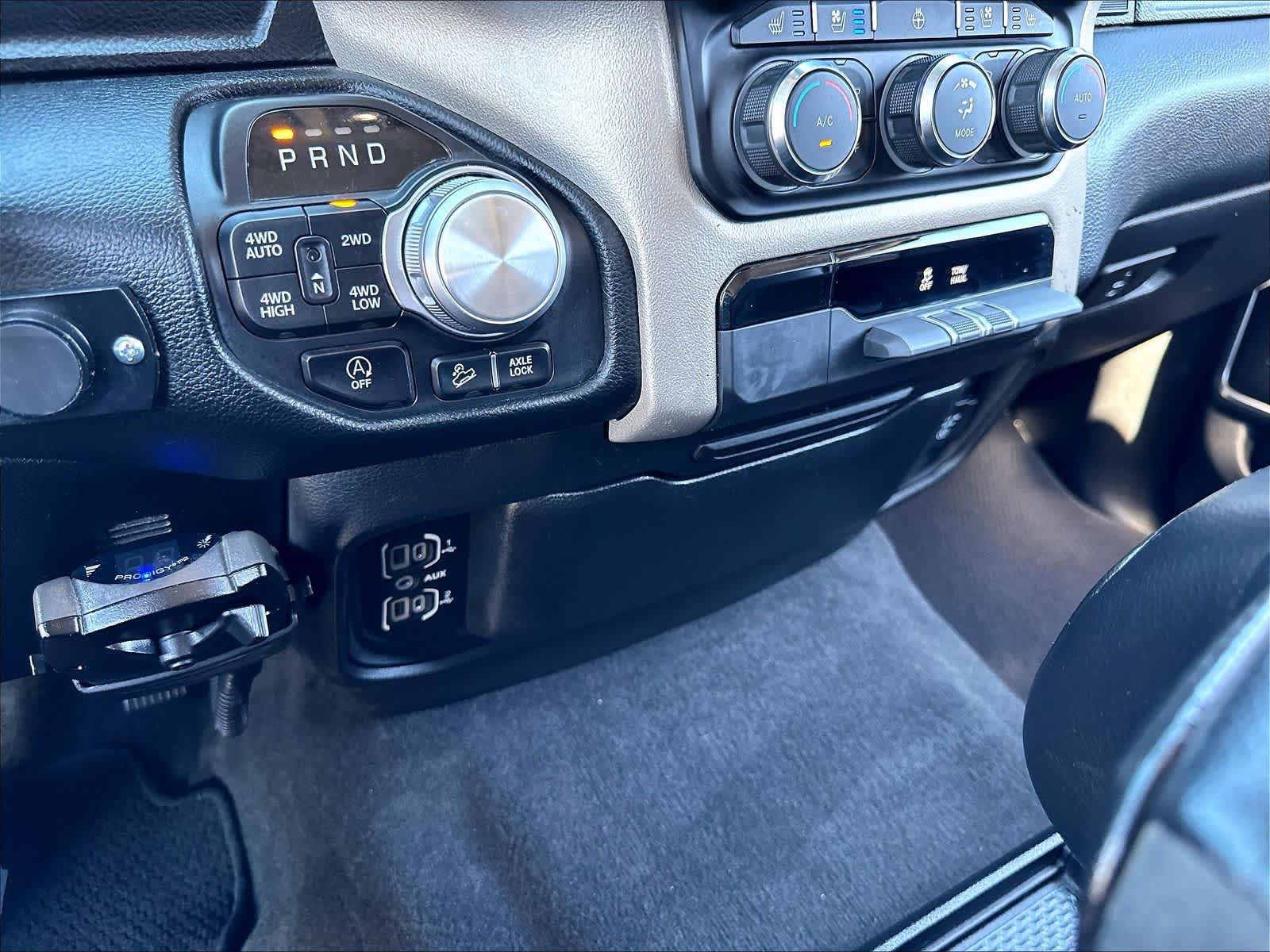 Used 2020 RAM 1500 Laramie w/ Off Road Group AWD/4WD image 37