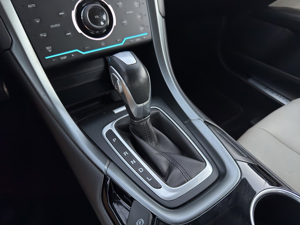 Used 2015 Ford Fusion Titanium image 24