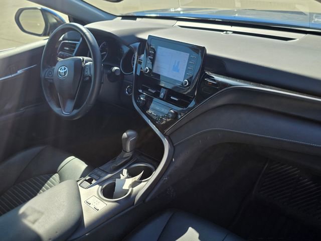 Used 2023 Toyota Camry SE w/ Cold Weather Package AWD/4WD image 9