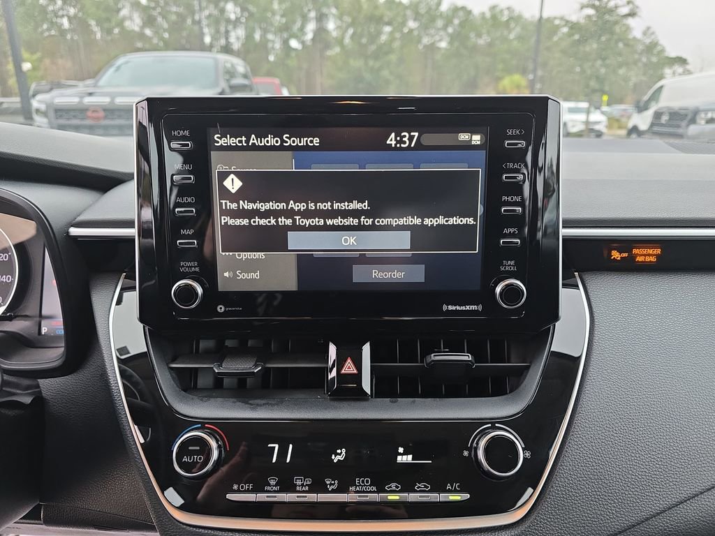 Used 2021 Toyota Corolla LE image 26