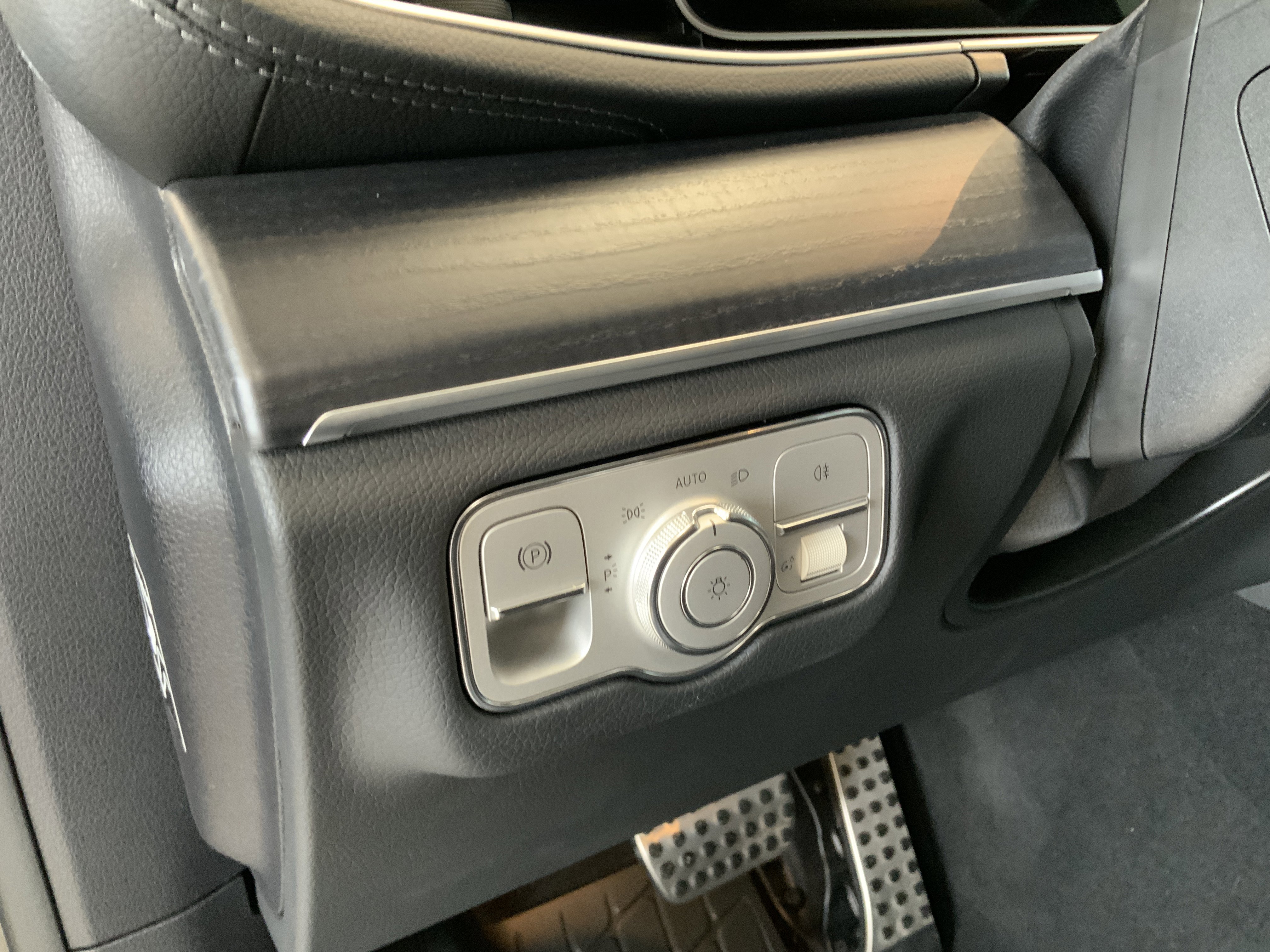 Used 2022 Mercedes-Benz GLS 450 4MATIC image 18