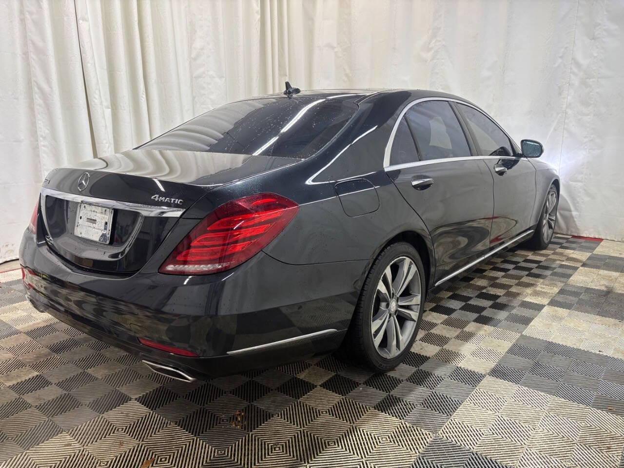 Used 2015 Mercedes-Benz S 550 4MATIC Sedan image 6