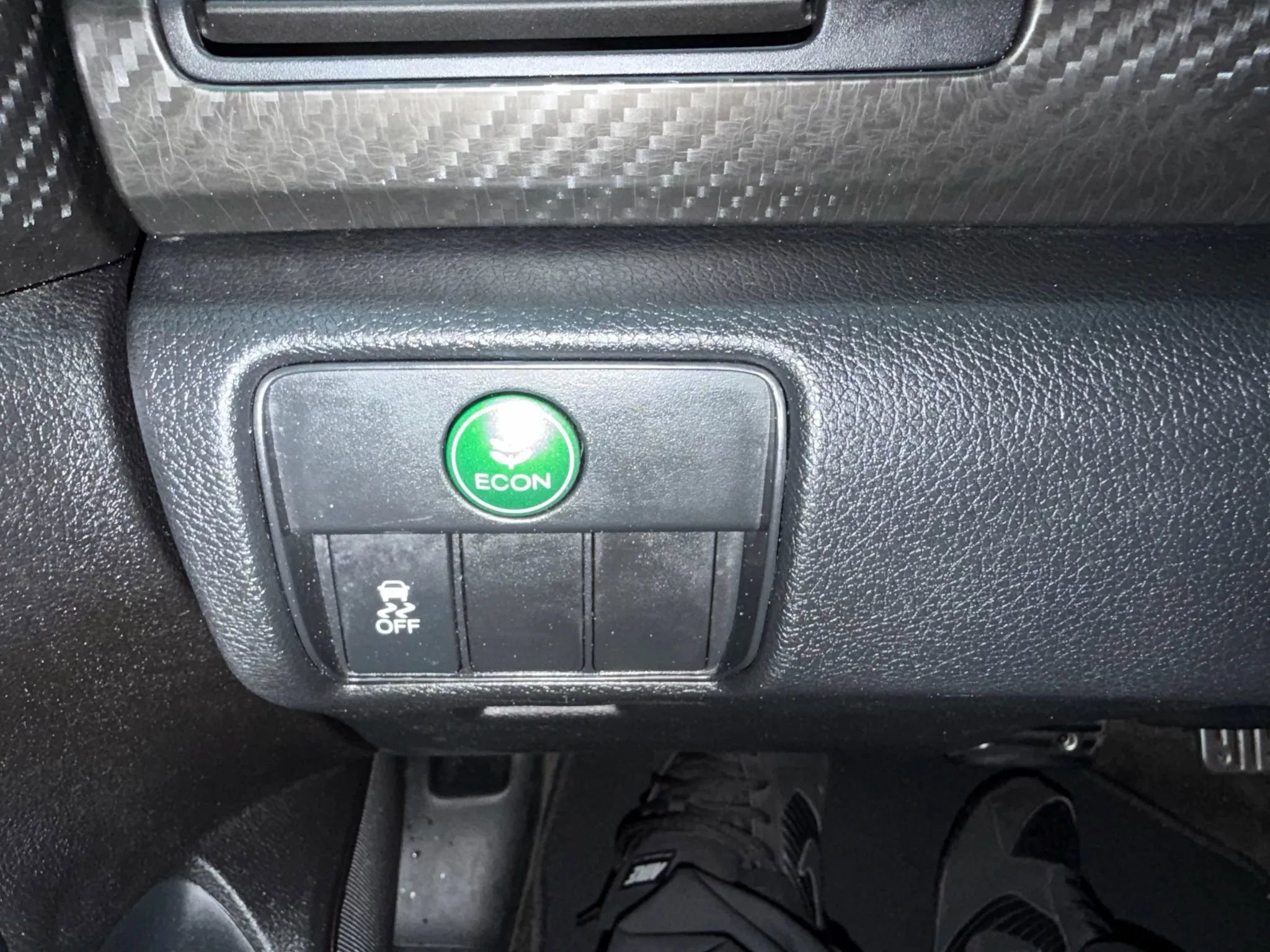 Used 2016 Honda Accord Sport image 17