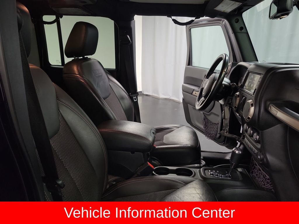 Used 2016 Jeep Wrangler Unlimited Sahara AWD/4WD image 29