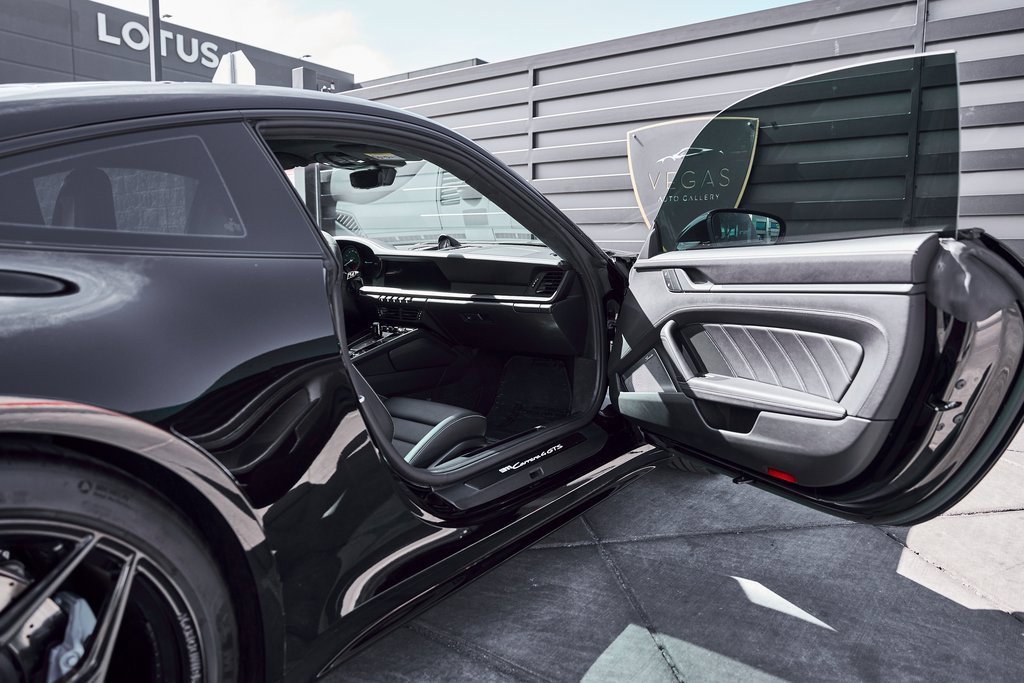 Used 2022 Porsche 911 Carrera 4 GTS w/ Premium Package image 25