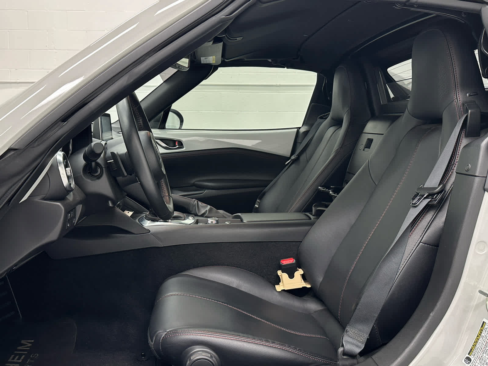 Used 2017 MAZDA MX-5 Miata RF Grand Touring RWD image 18