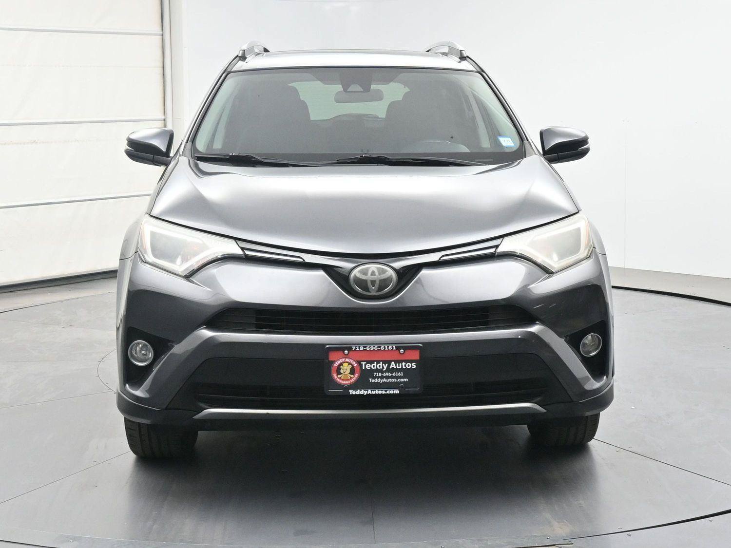 Used 2018 Toyota RAV4 XLE w/ Plus Extra Value Package AWD/4WD image 24