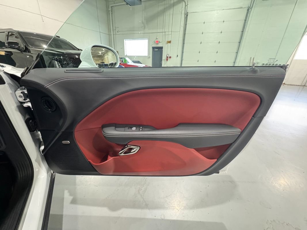 Used 2023 Dodge Challenger SRT Hellcat w/ Driver Convenience Group image 39