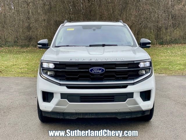 Used 2025 Ford Expedition Max Platinum image 2