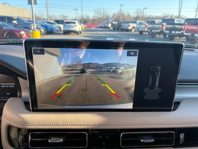 Used 2023 Lincoln Nautilus AWD image 5