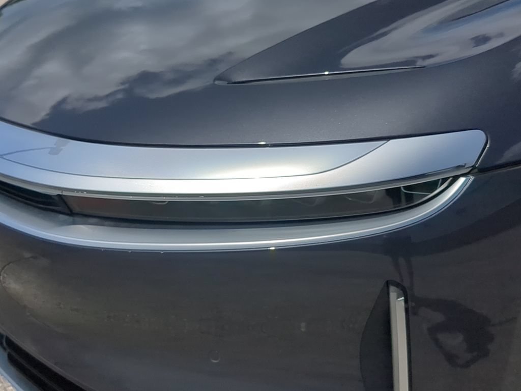 Used 2024 Lucid Air Touring AWD/4WD image 7