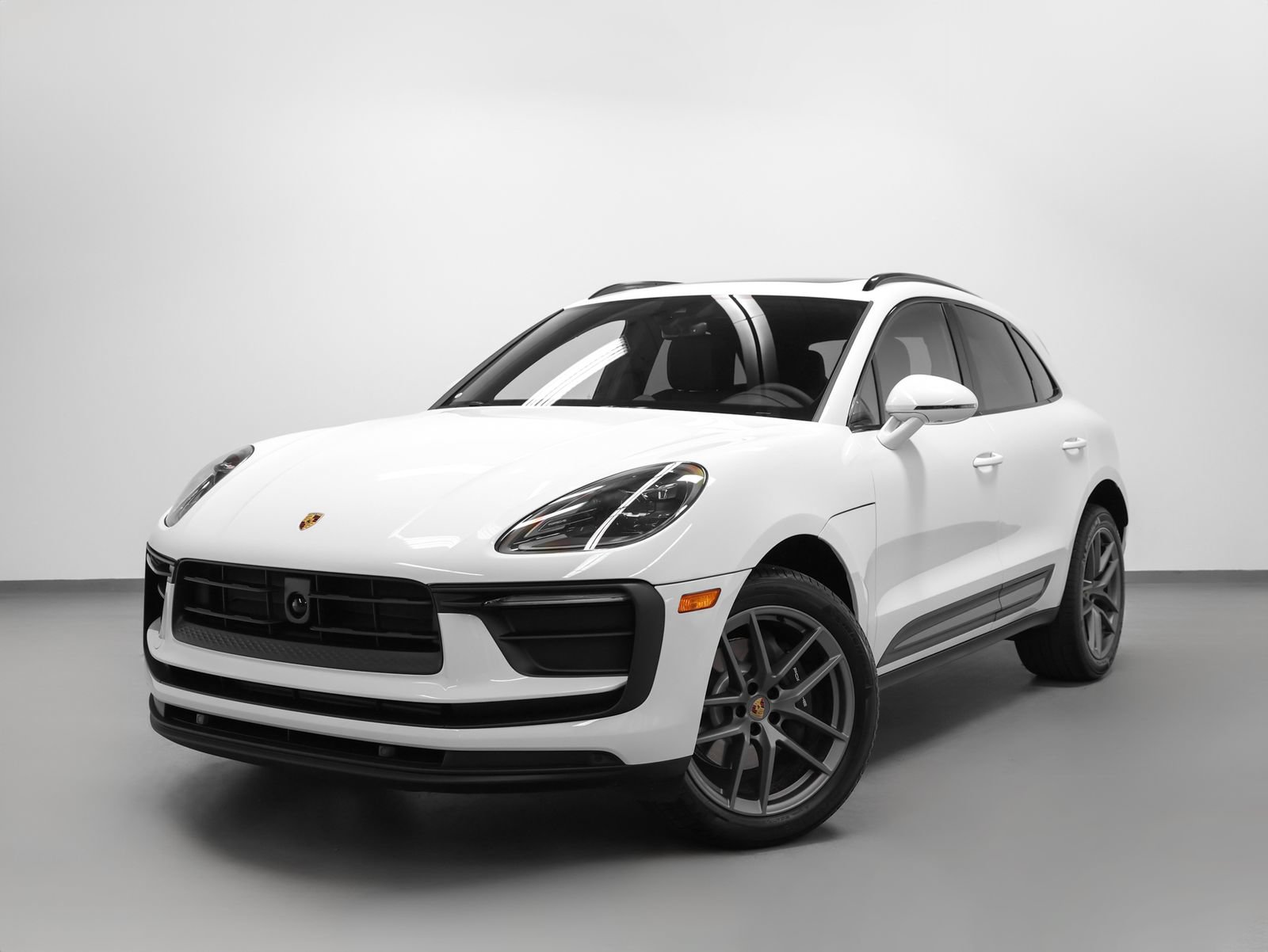 New 2026 Porsche Macan AWD/4WD image 7