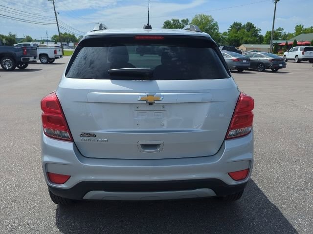 Used 2021 Chevrolet Trax LT w/ LT Convenience Package AWD/4WD image 28