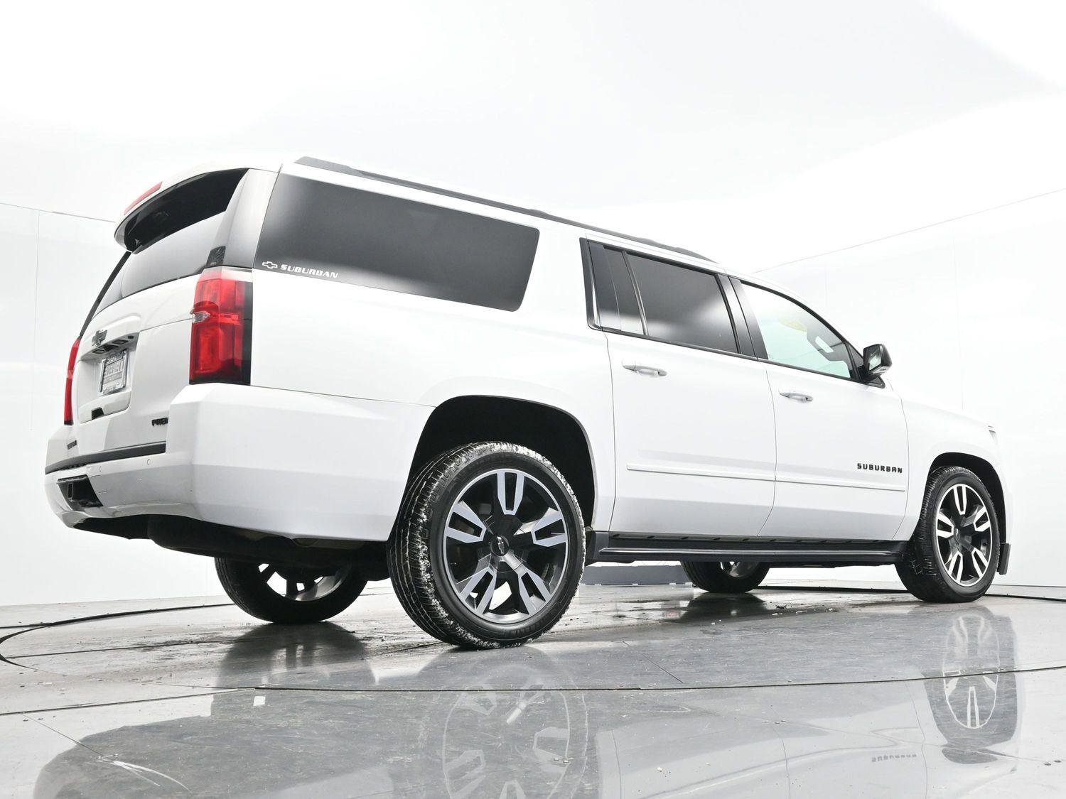 Used 2019 Chevrolet Suburban Premier AWD/4WD image 60