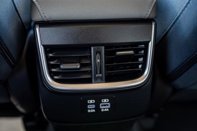Certified 2025 Subaru Outback Premium AWD/4WD image 28