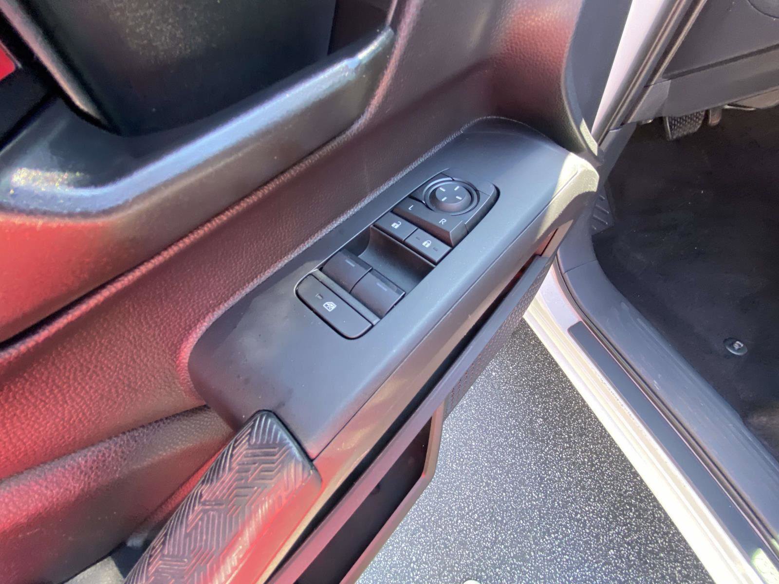 Used 2024 Toyota Tacoma SR image 20