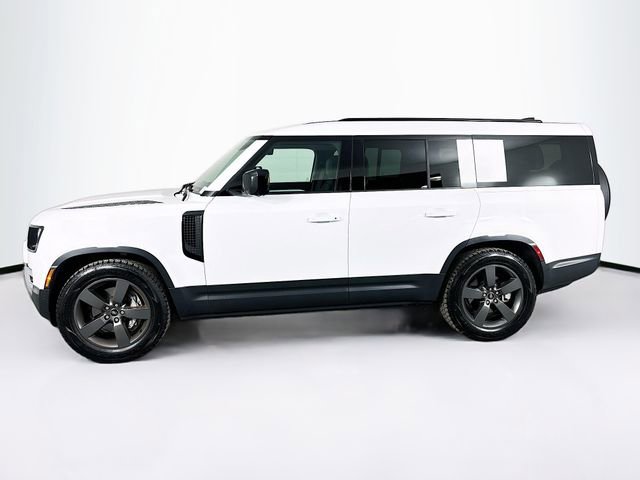 Used 2025 Land Rover Defender 130 S image 8