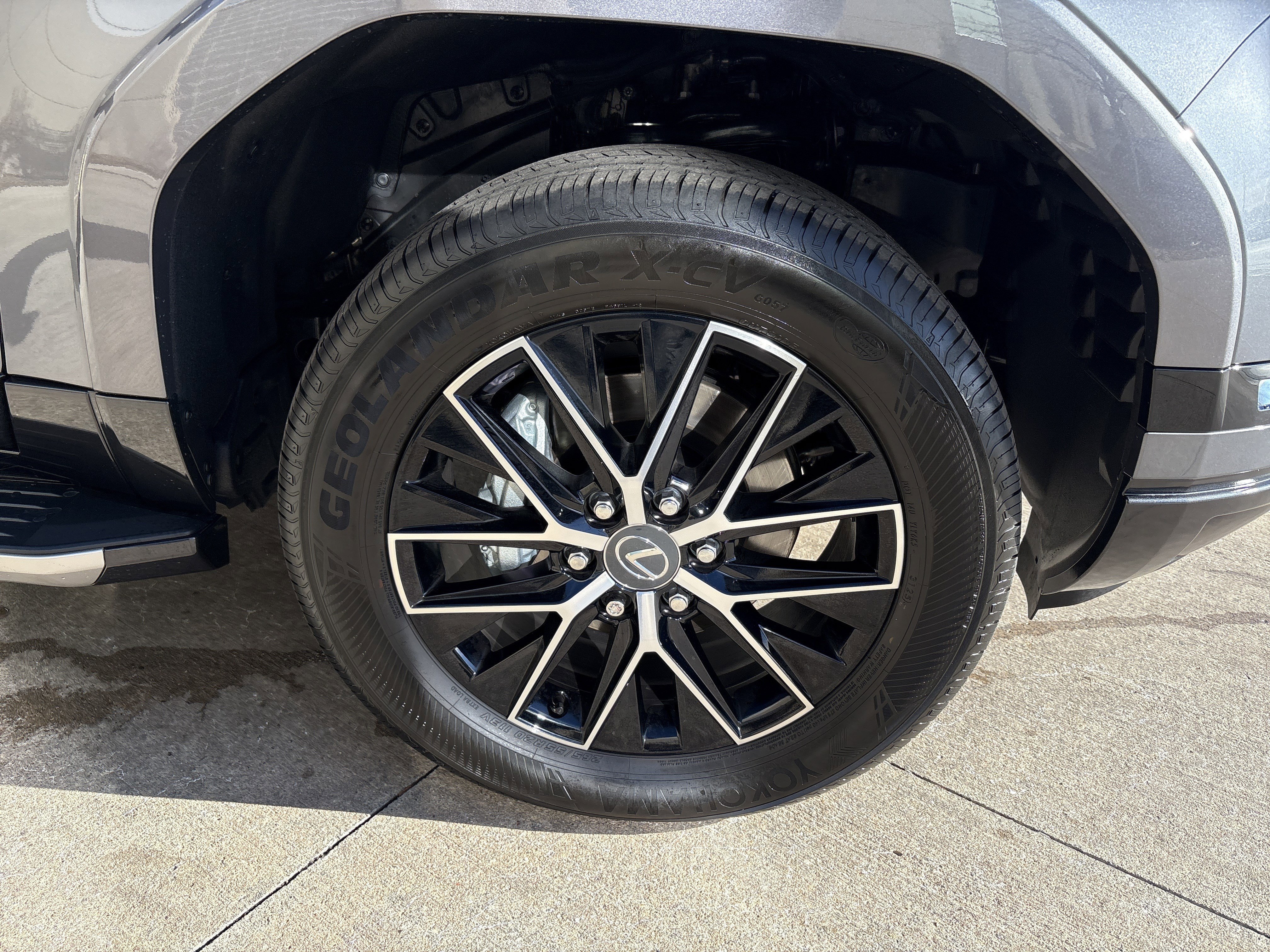 Certified 2025 Lexus GX 550 image 13