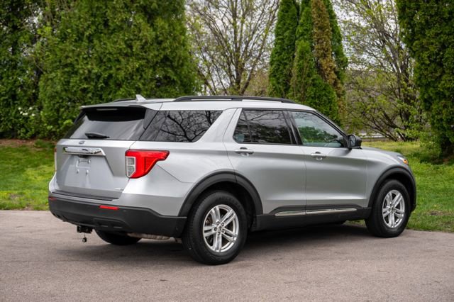 Used 2020 Ford Explorer XLT AWD/4WD image 5