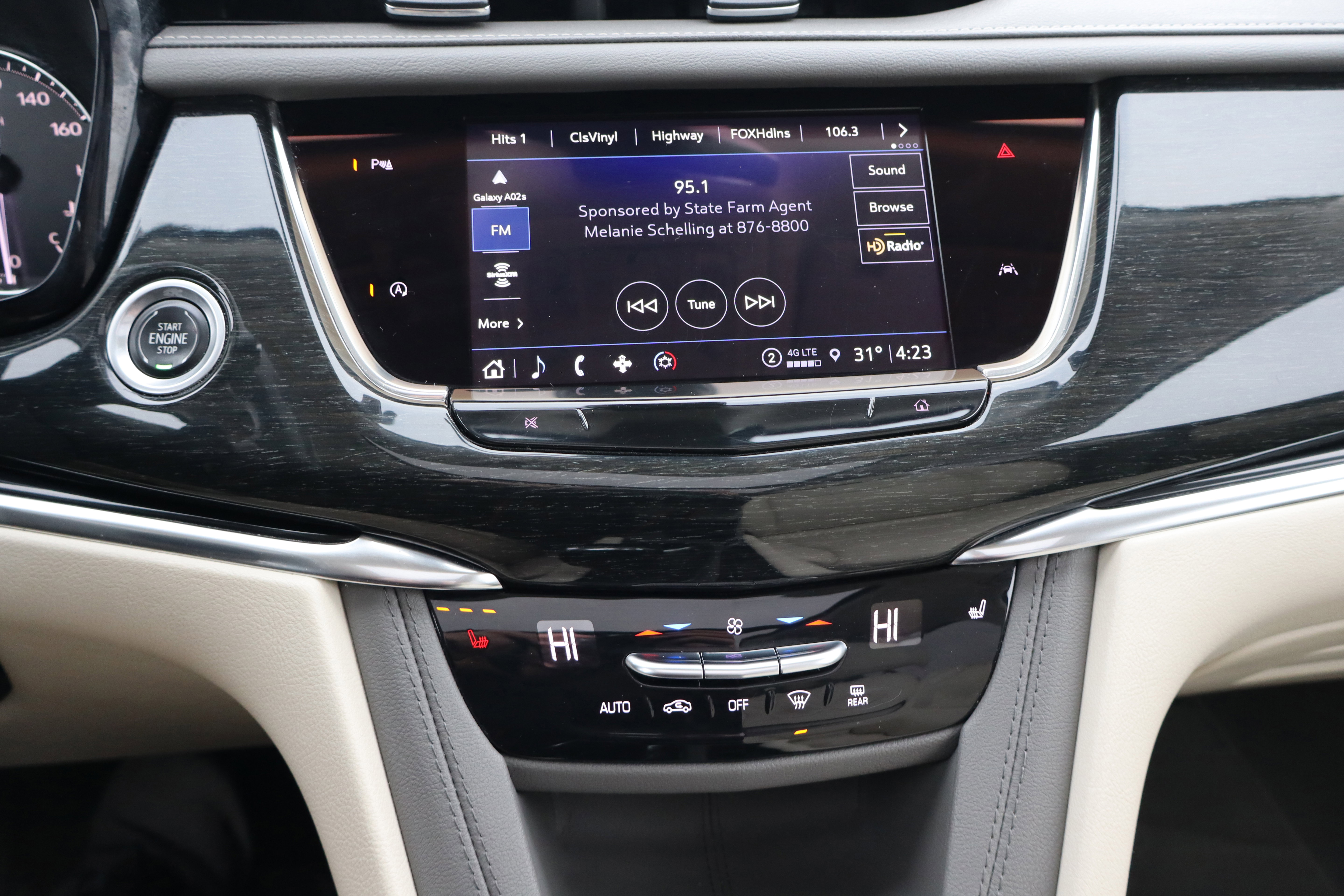 Used 2022 Cadillac XT6 Premium Luxury image 19