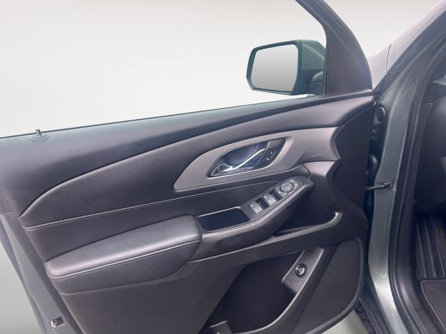 Used 2023 Chevrolet Traverse LT AWD/4WD image 10