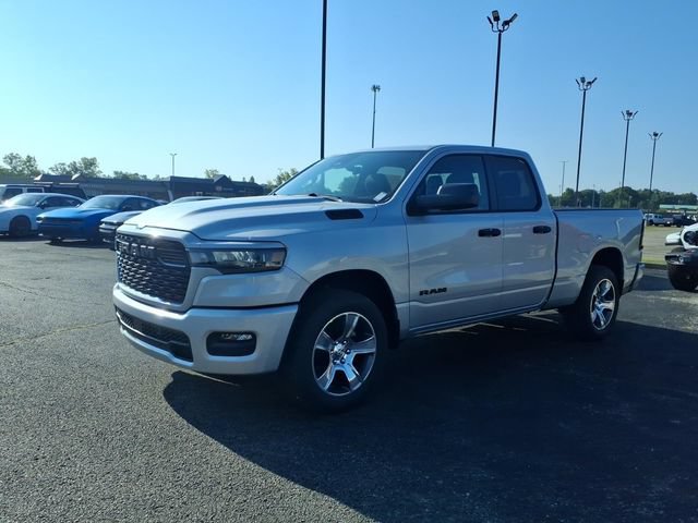 New 2027 RAM 1500 Express AWD/4WD image 3