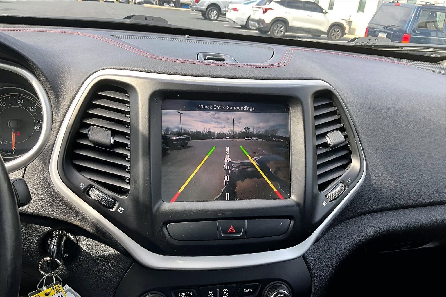 Used 2017 Jeep Cherokee Trailhawk w/ Cold Weather Group image 14