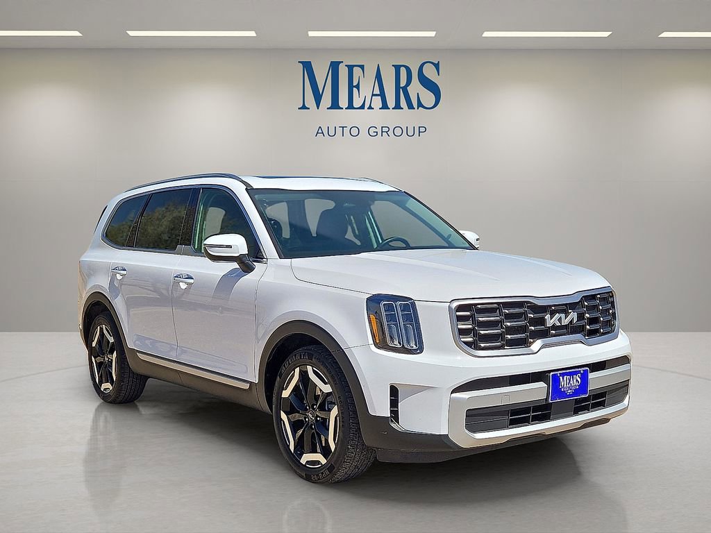 Used 2025 Kia Telluride S FWD image 7