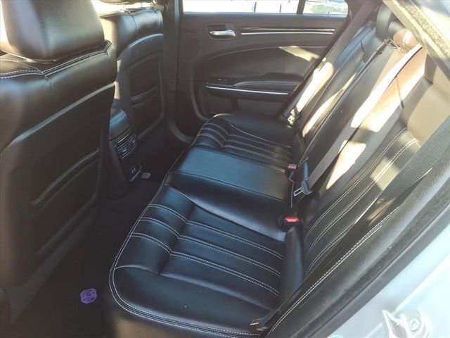 Used 2023 Chrysler 300 S image 9