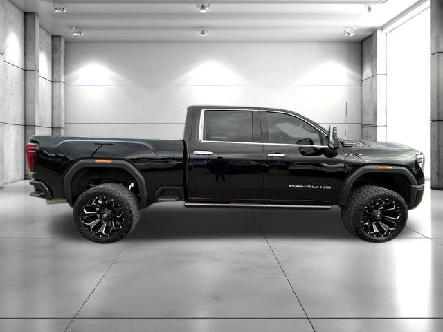 Used 2025 GMC Sierra 3500 Denali Ultimate AWD/4WD image 9
