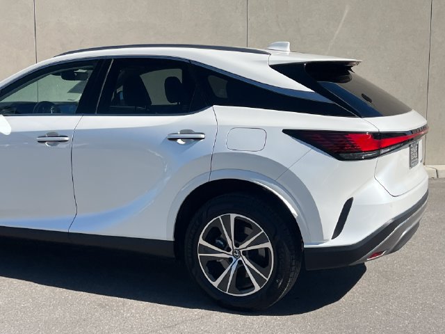 Used 2024 Lexus RX 350 Premium w/ Accessory Package (Z1) FWD image 7