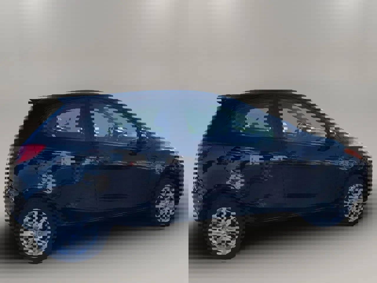 Used 2011 MAZDA MAZDA2 Touring image 9