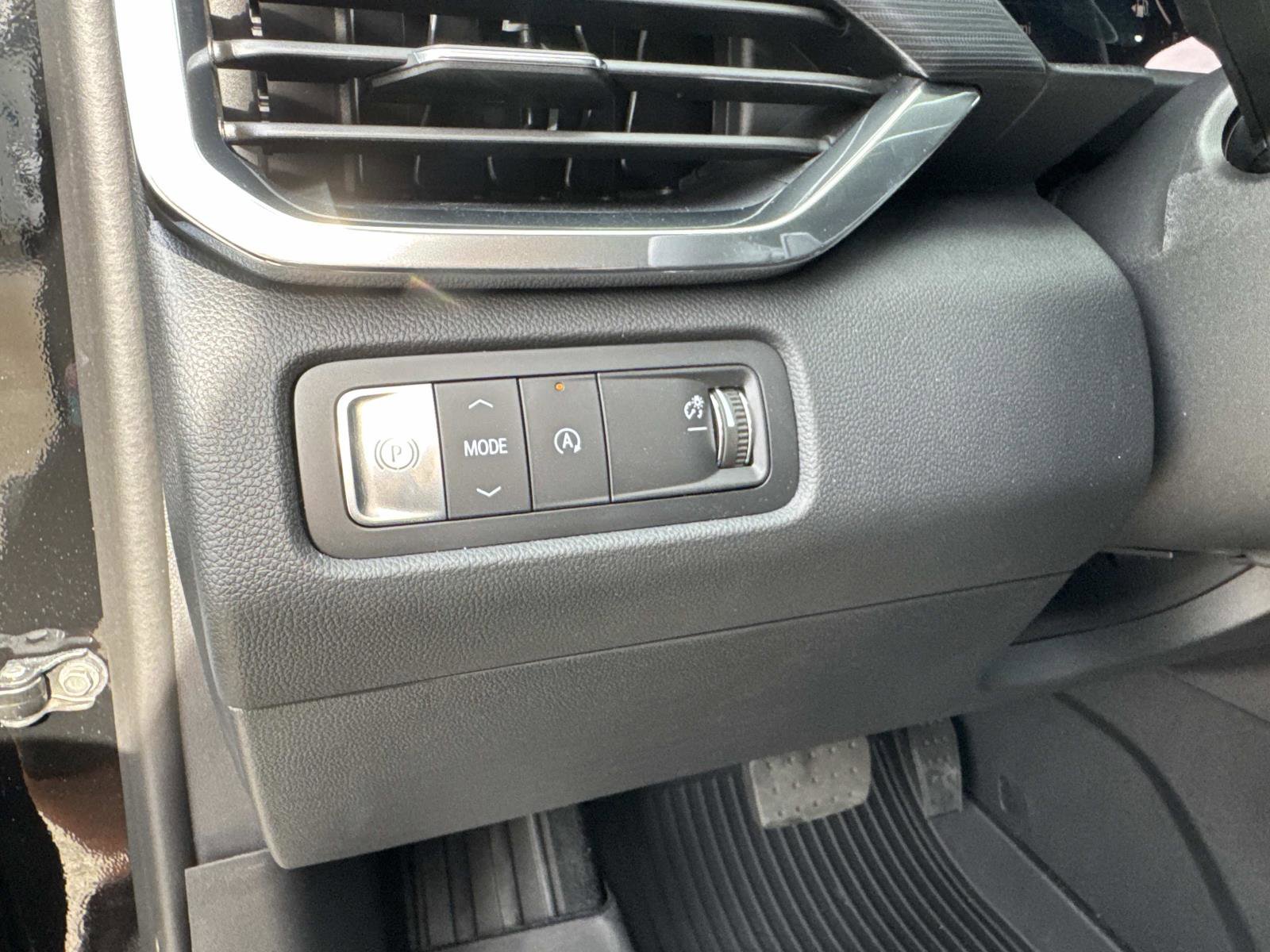 New 2026 GMC Acadia Elevation w/ Black Edition image 37