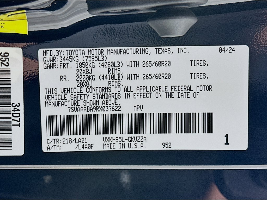 Certified 2024 Toyota Sequoia Platinum AWD/4WD image 34