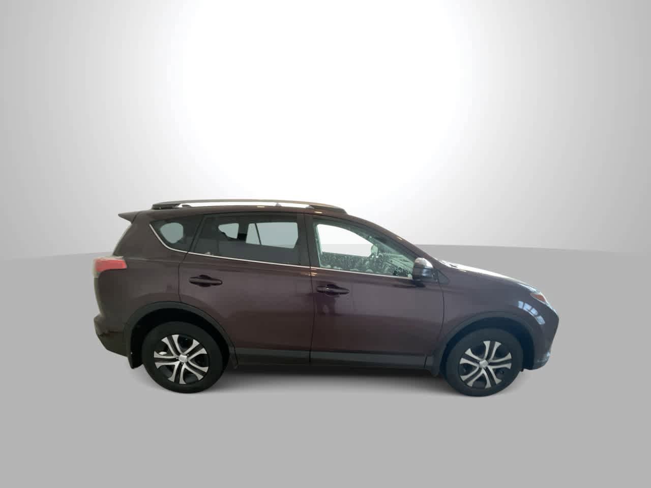Used 2018 Toyota RAV4 LE w/ All Weather Liner Package image 9