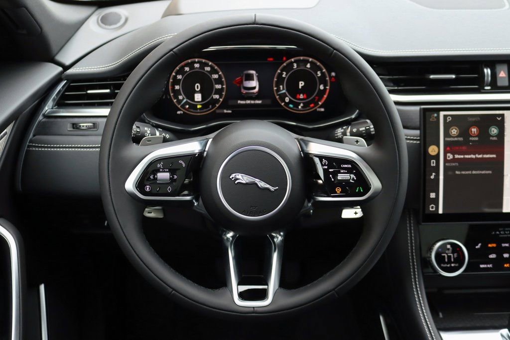 Used 2026 Jaguar F-PACE R-Dynamic S image 17
