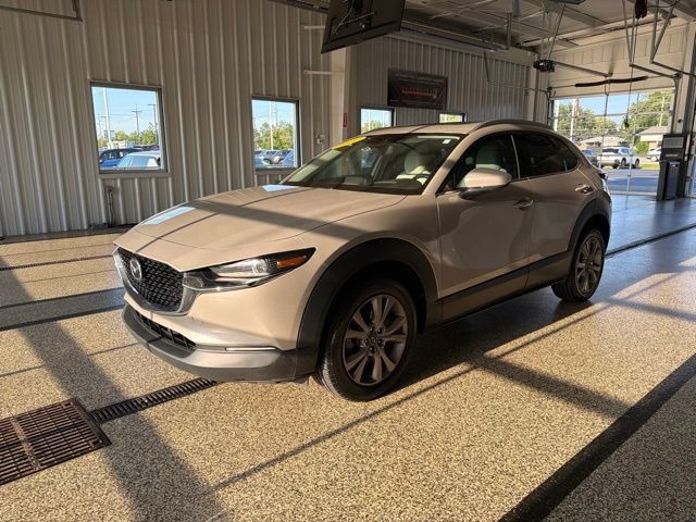 Used 2022 MAZDA CX-30 AWD 2.5 S w/ Premium Package image 16