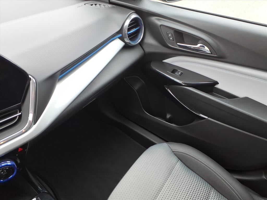 Used 2026 Chevrolet Trax LT w/ Driver Confidence Package FWD image 34