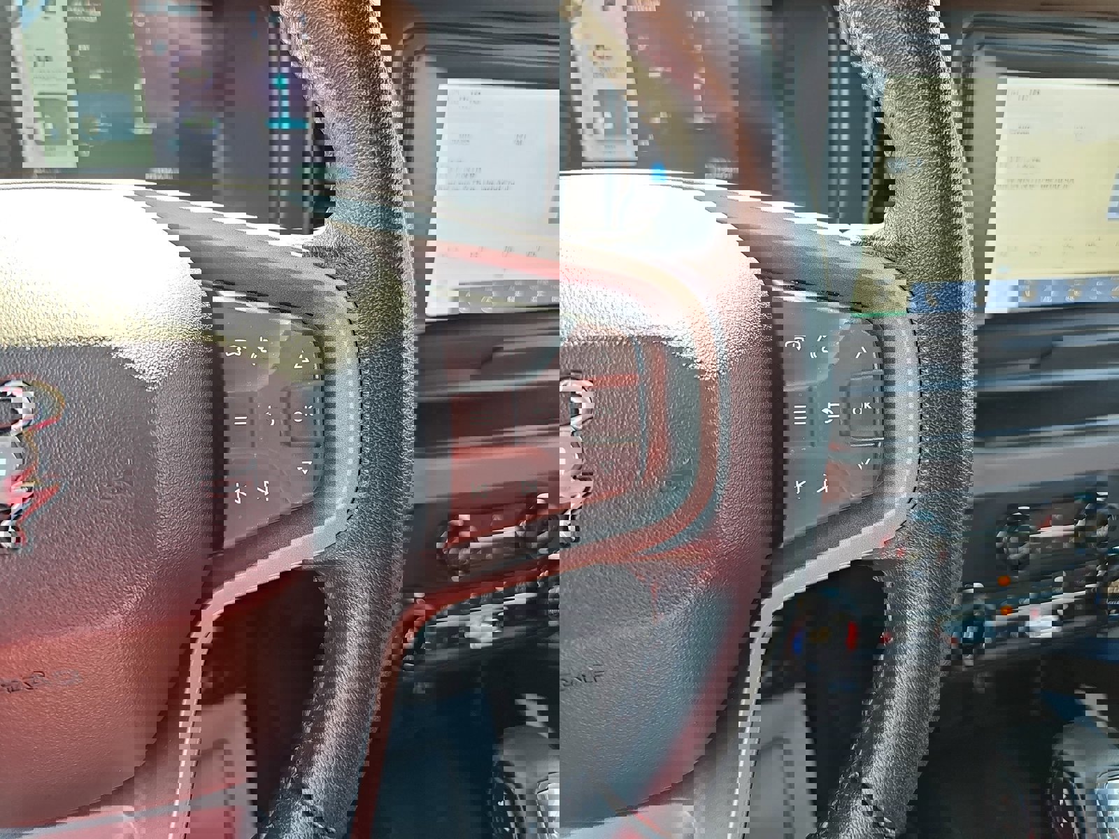 Used 2023 Ford Bronco Black Diamond w/ Sasquatch Package image 20