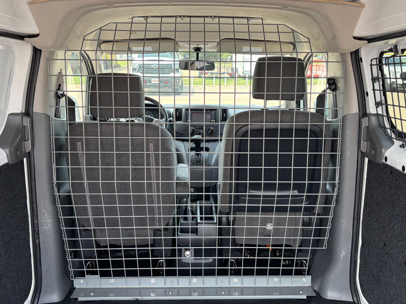 Used 2018 Nissan NV200 SV w/ Navigation Package FWD image 23