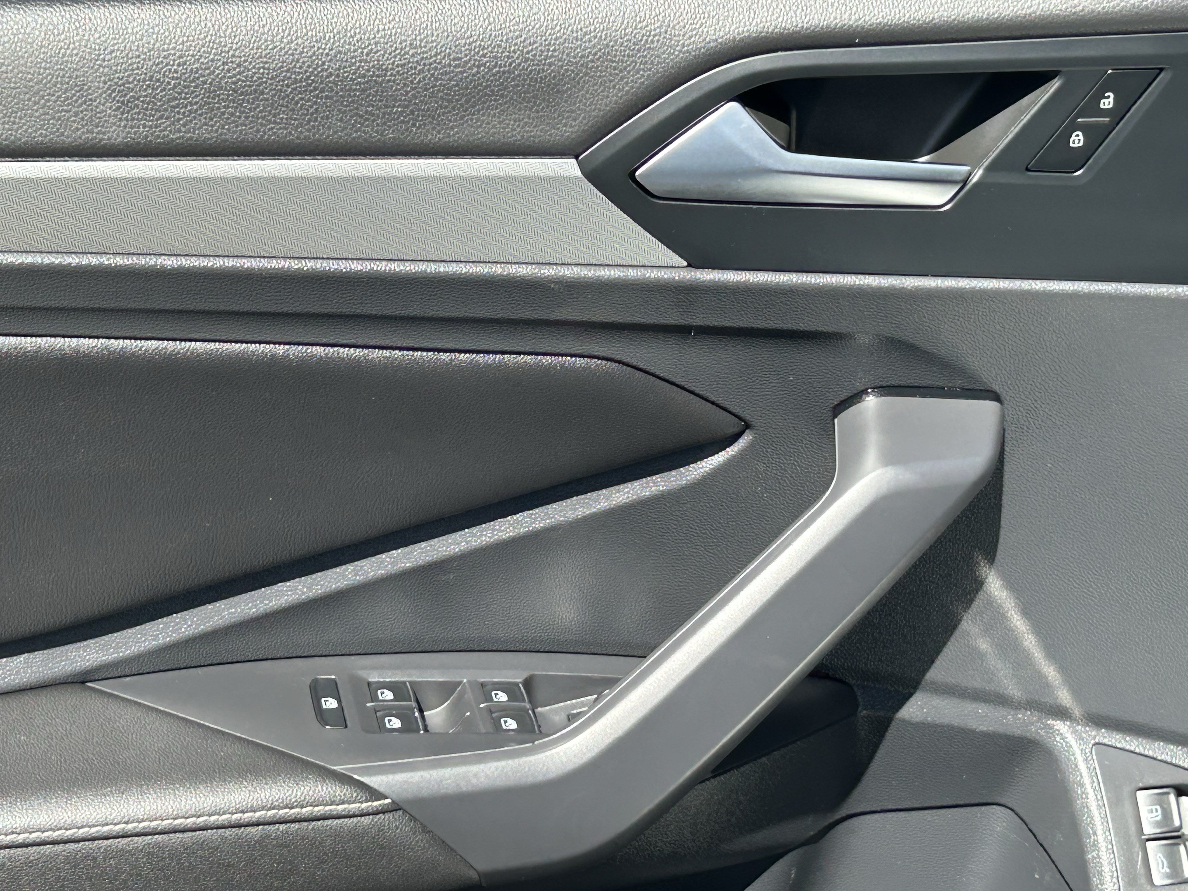 Certified 2022 Volkswagen Jetta Sport FWD image 19