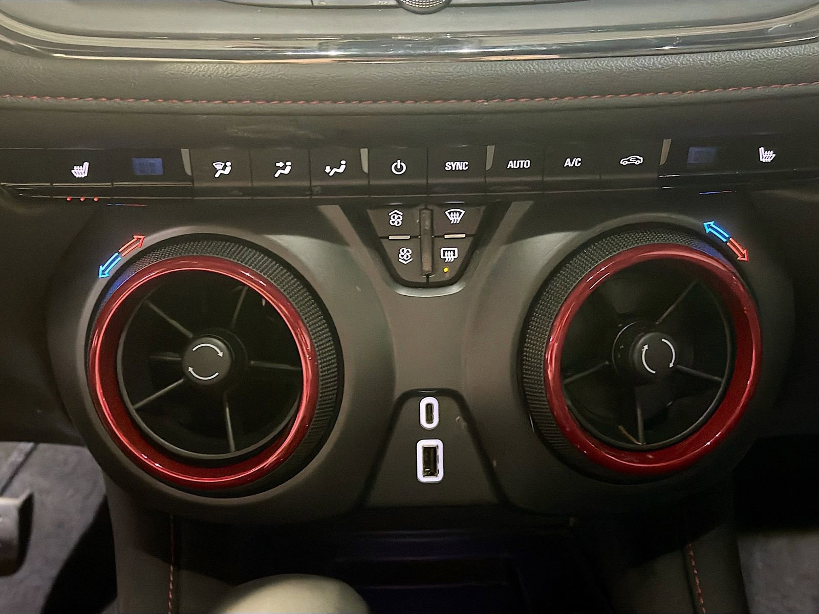 Used 2024 Chevrolet Blazer RS image 16