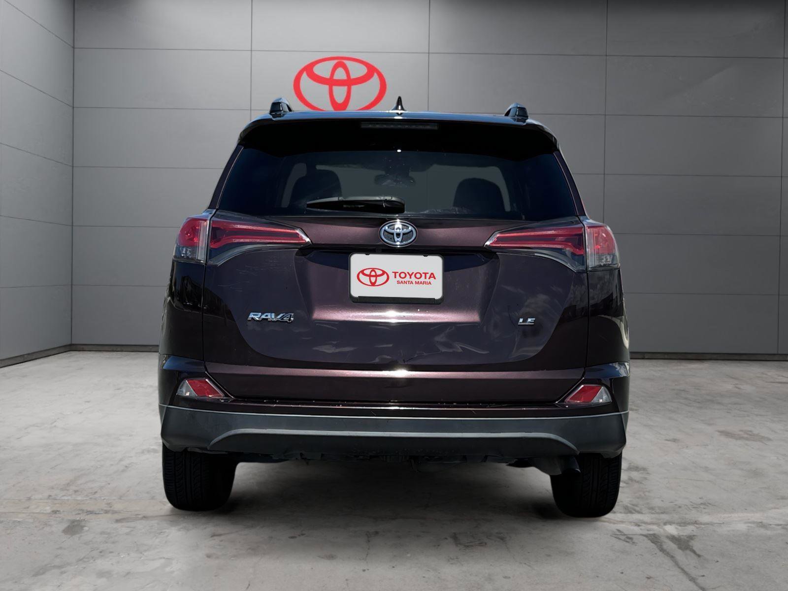Used 2017 Toyota RAV4 LE w/ Carpet Mat Package FWD image 4