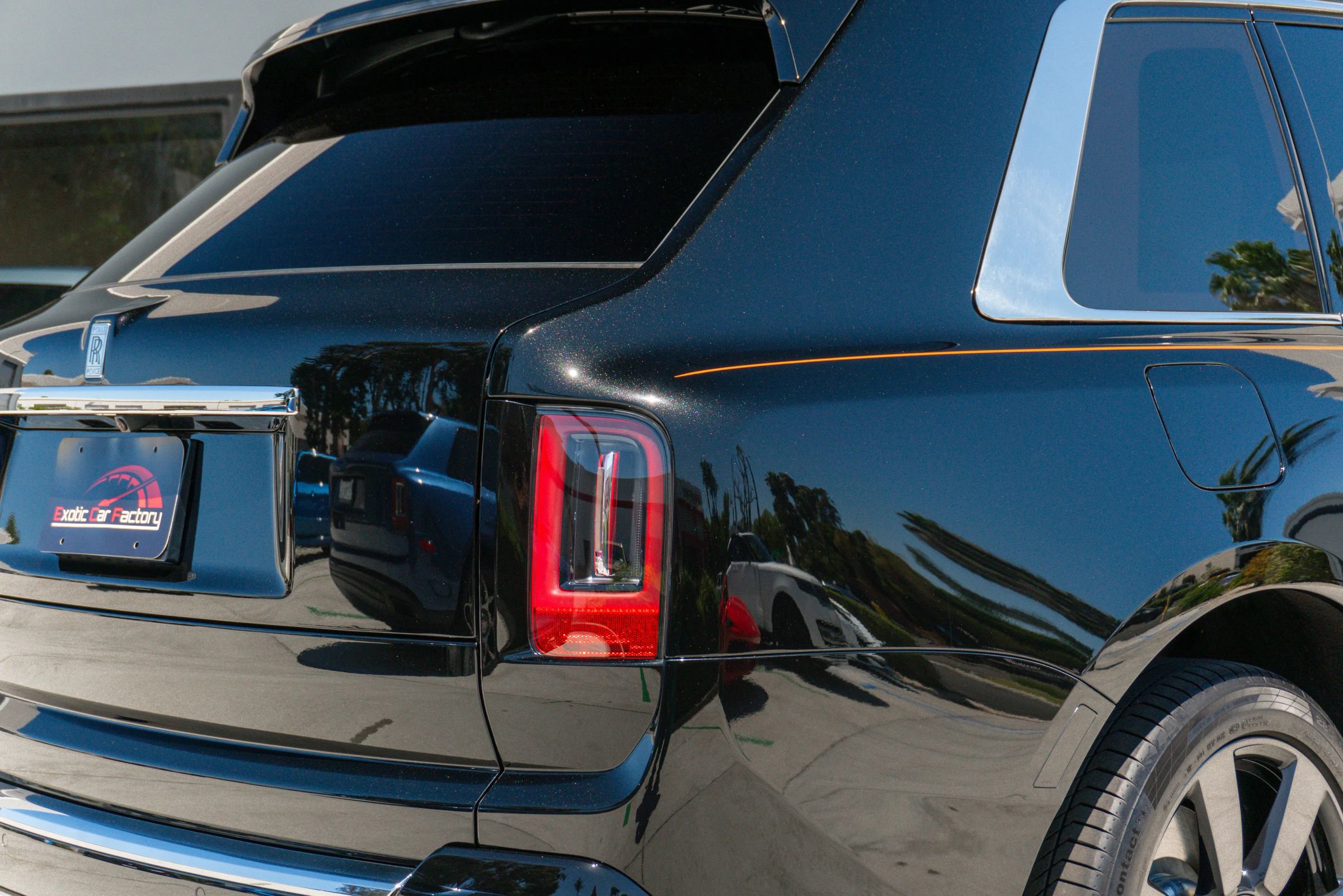 Used 2025 Rolls-Royce Cullinan image 45