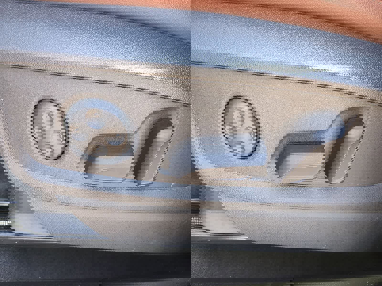 Used 2021 Audi Q5 Premium Plus w/ Premium Plus Package image 17