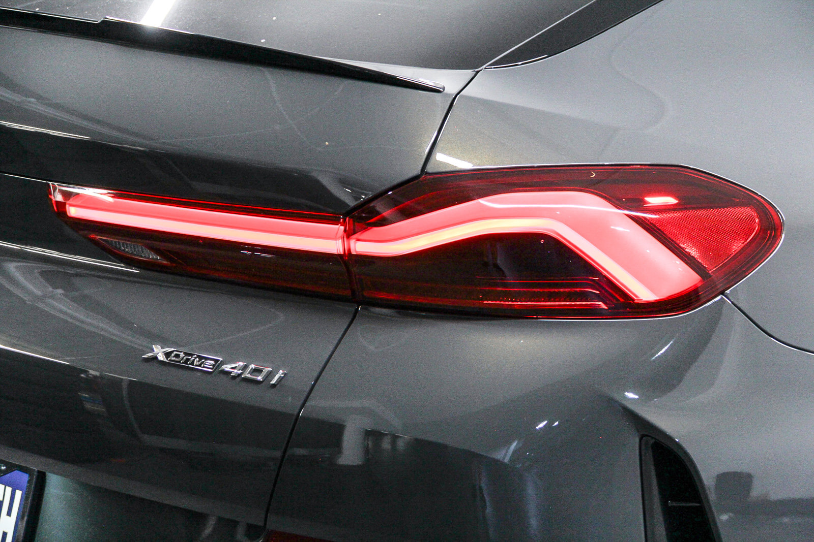 New 2027 BMW X6 xDrive40i AWD/4WD image 7