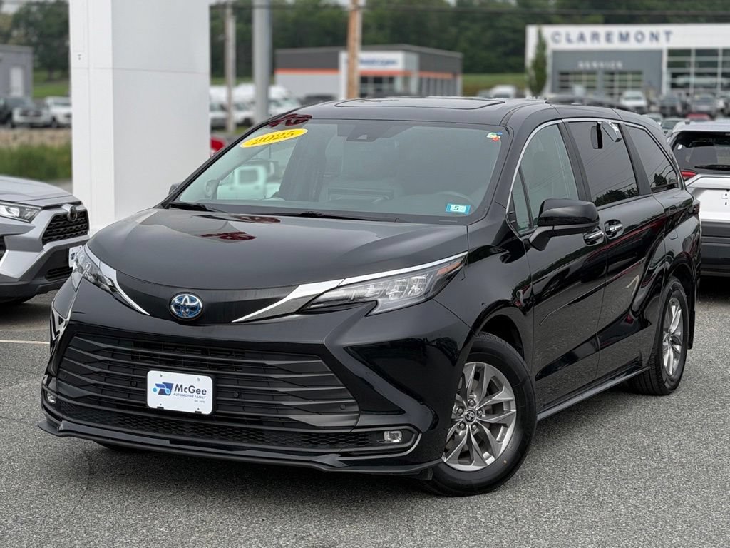 Certified 2025 Toyota Sienna XLE w/ XLE Plus Package